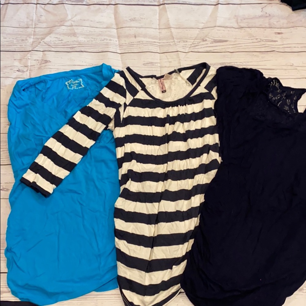 Bundle 3 maternity tops